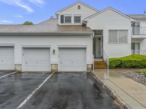 105 Alexandria Way, Bernards, NJ 07920
