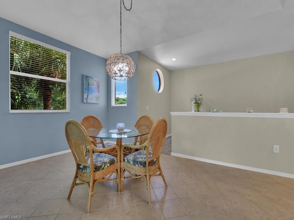15495 Bellamar Cir, Unit 2222, Fort Myers, FL 33908 Photo