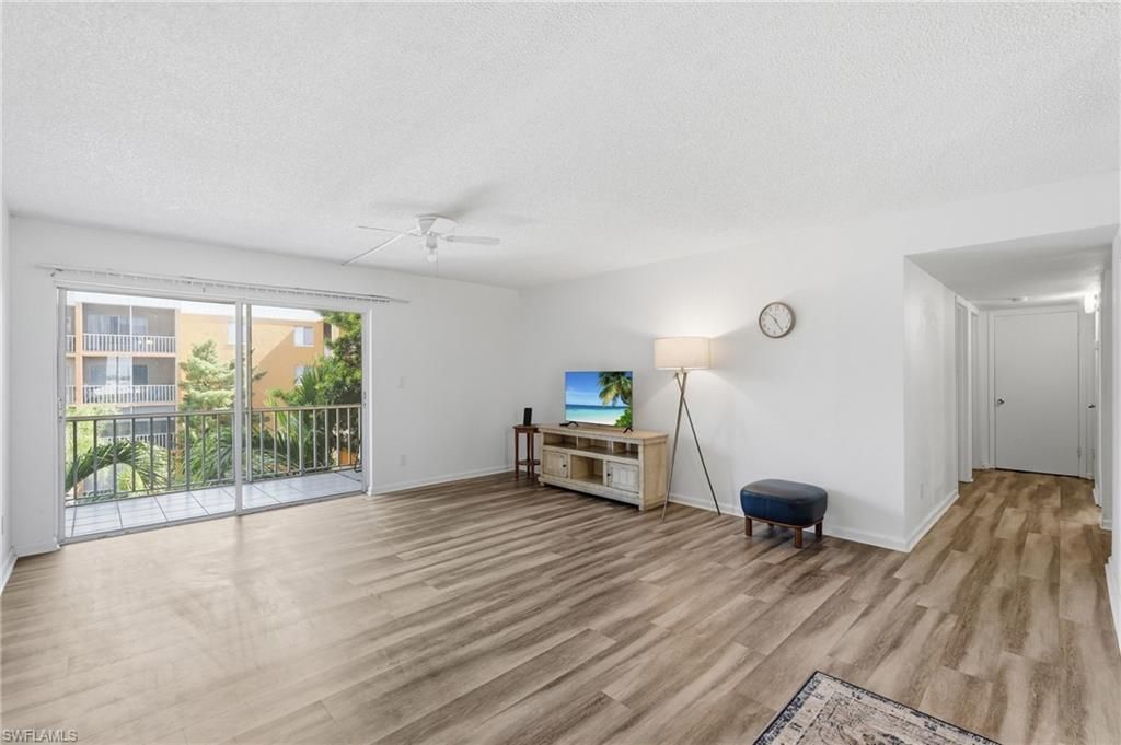 2366 E Mall Dr, Unit 403, Fort Myers, FL 33901 Photo
