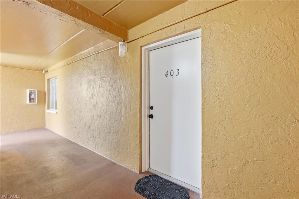 2366 E Mall Dr, Unit 403, Fort Myers, FL 33901 Photo