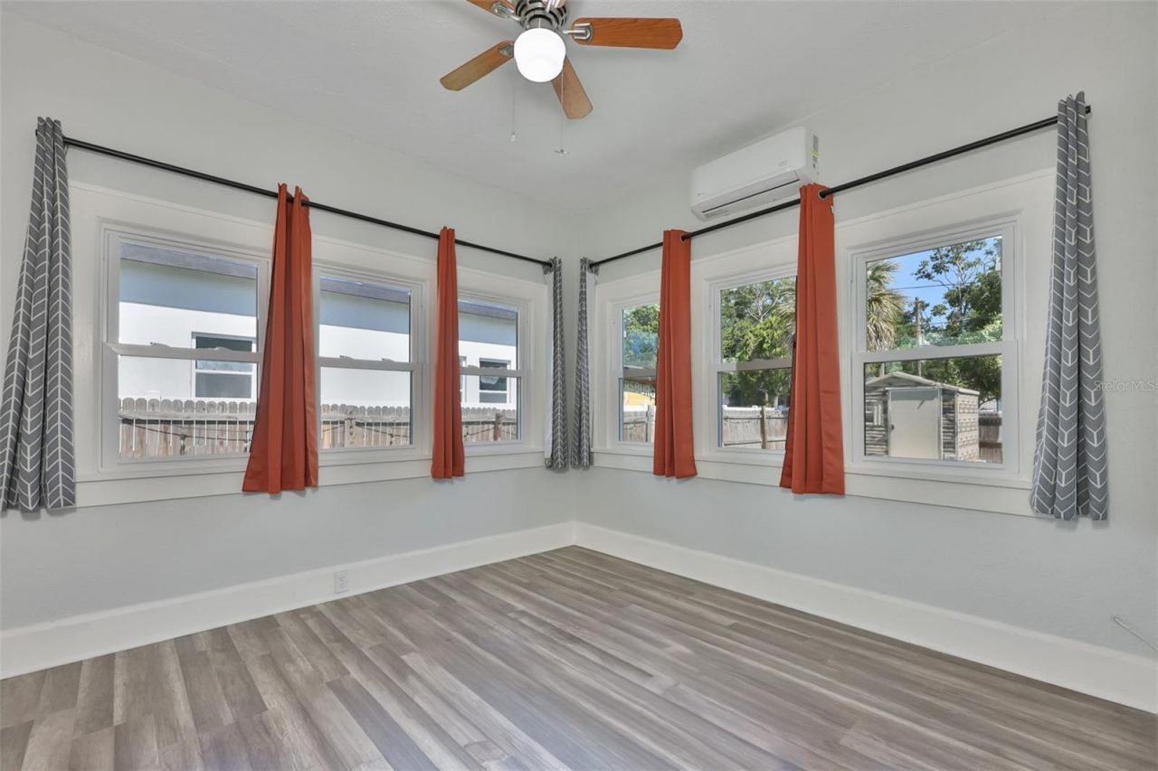 5211 4th Avenue S, Saint Petersburg, FL 33707 Photo