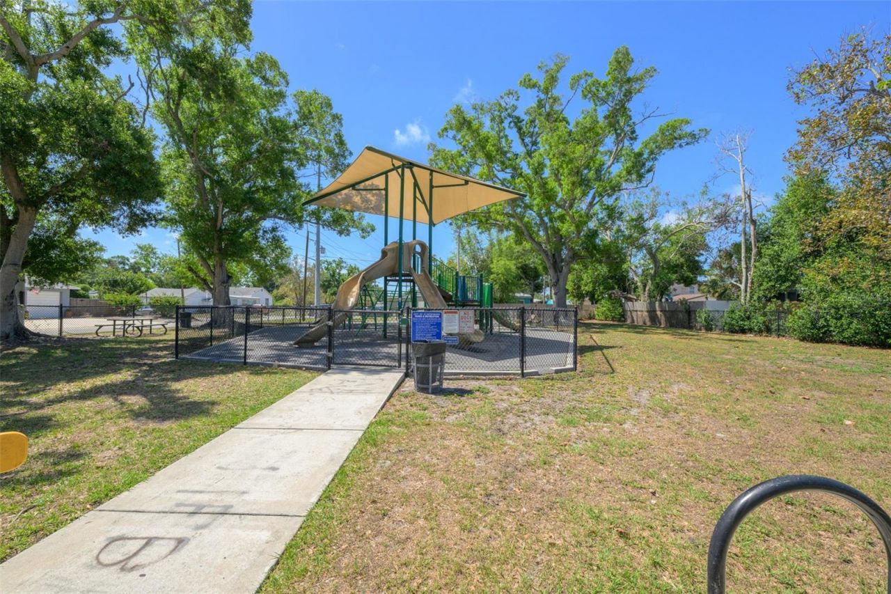 5211 4th Avenue S, Saint Petersburg, FL 33707 Photo