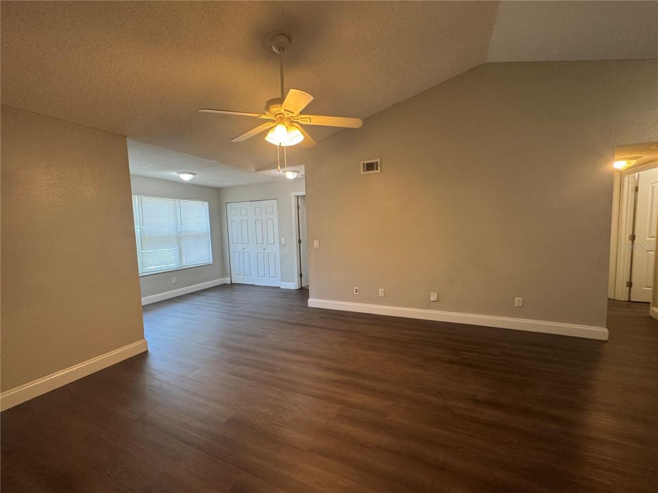 4532 Commander Drive, Unit 2131, Orlando, FL 32822 Photo