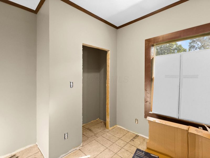 3317 Latonia Court , Columbus, OH 43232 Photo 24