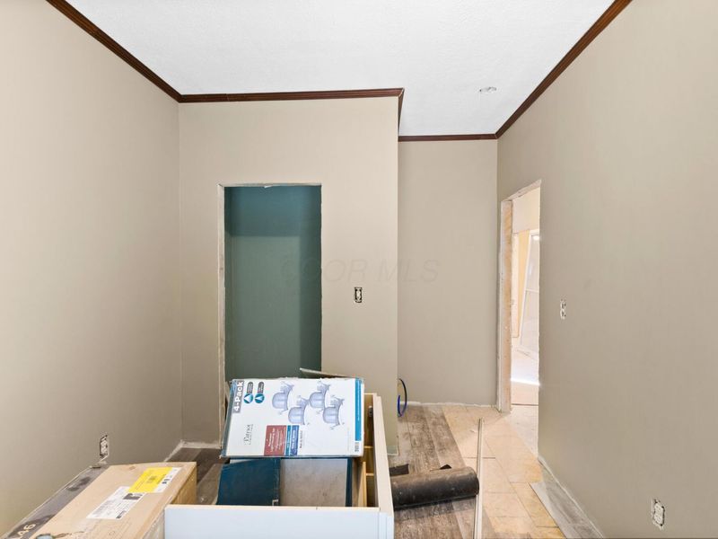 3317 Latonia Court , Columbus, OH 43232 Photo 32