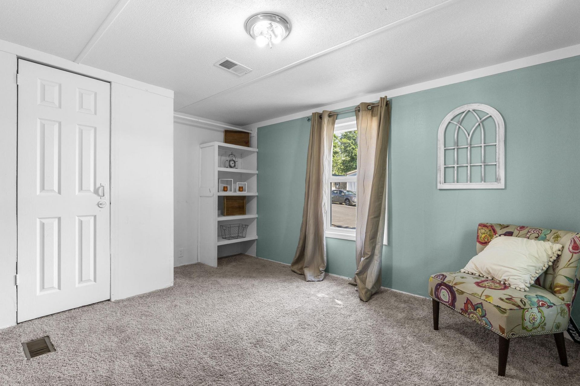 100 Romell Rd. Photo 14
