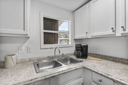 100 Romell Rd. photo 4