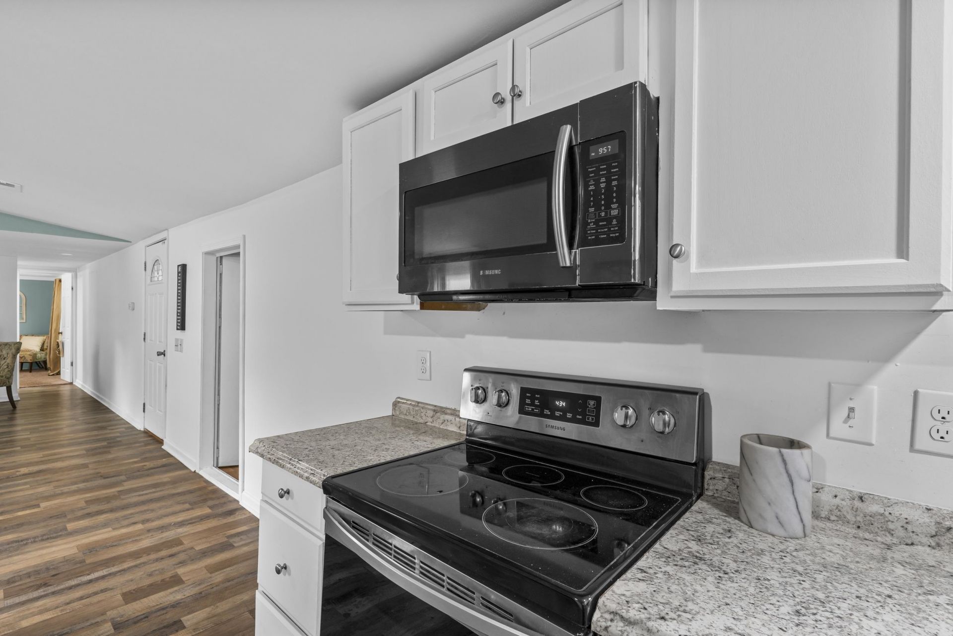 100 Romell Rd. Photo 6