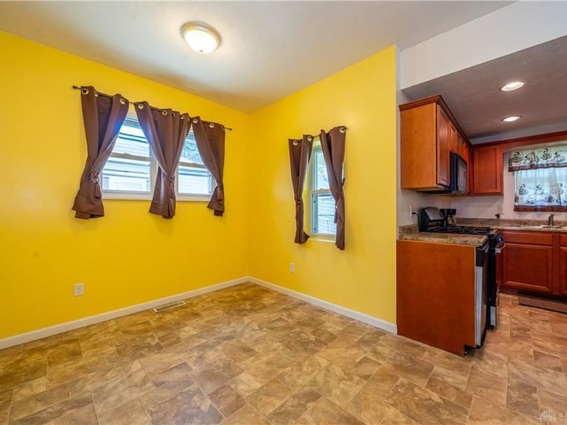 330 Young Street, Piqua, OH 45356 Photo 9