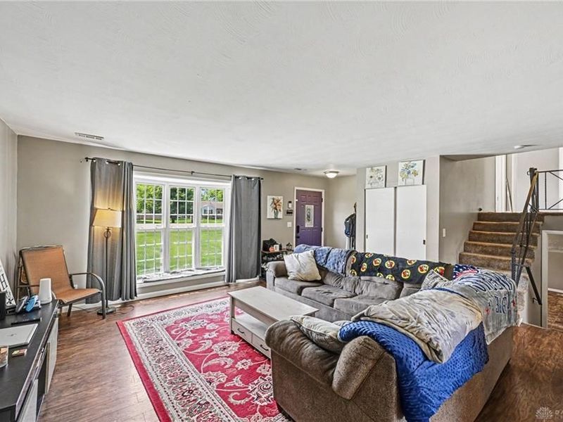 5884 Troy Road, Springfield, OH 45502 Photo 6