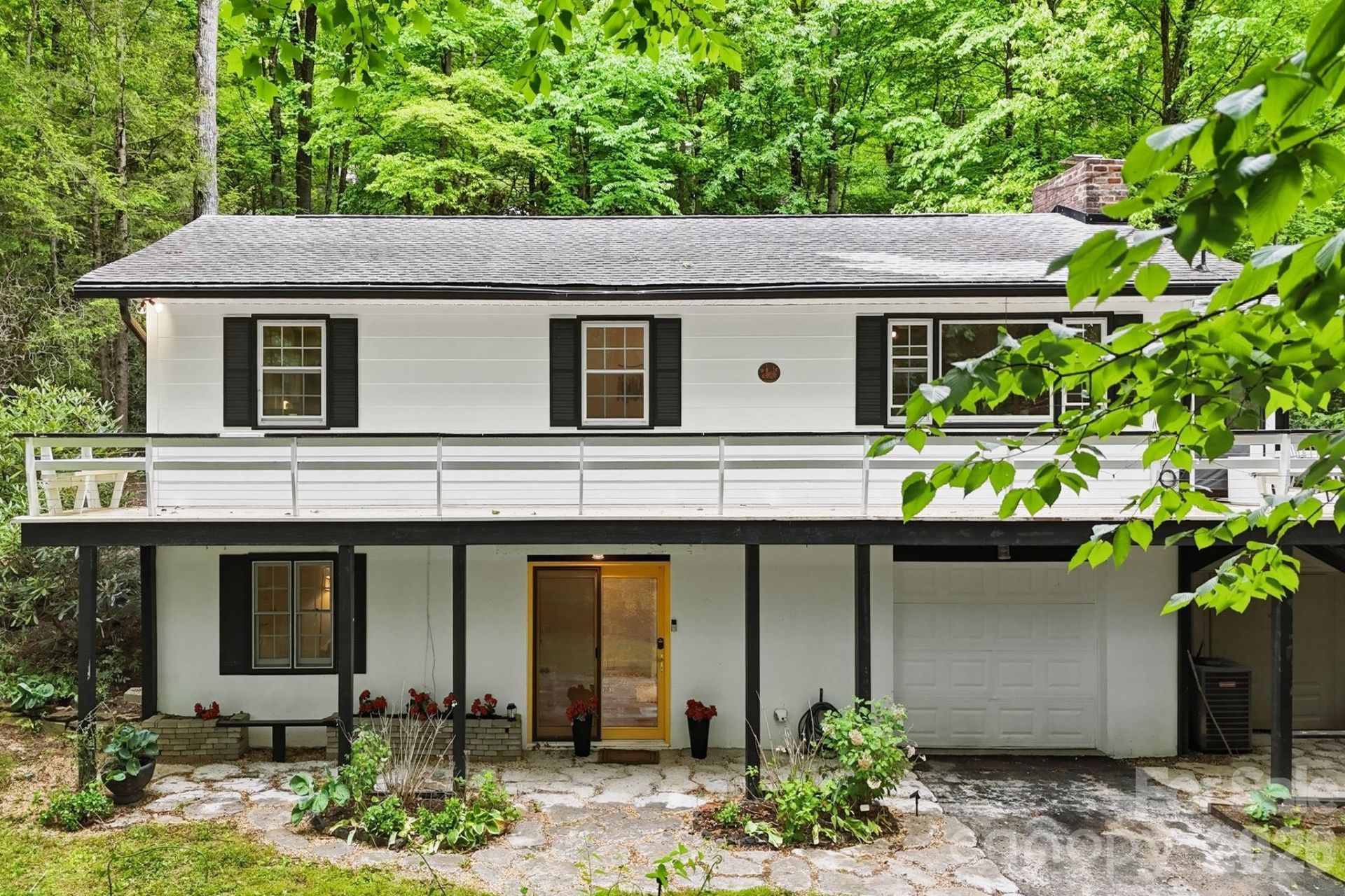 440 Beverly Road , Black Mountain, NC 28711 Main Photo