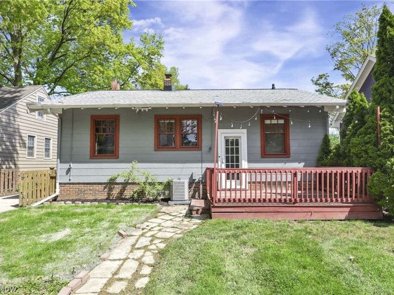 16713 Bradgate Avenue, Cleveland, OH 44111 Photo 7
