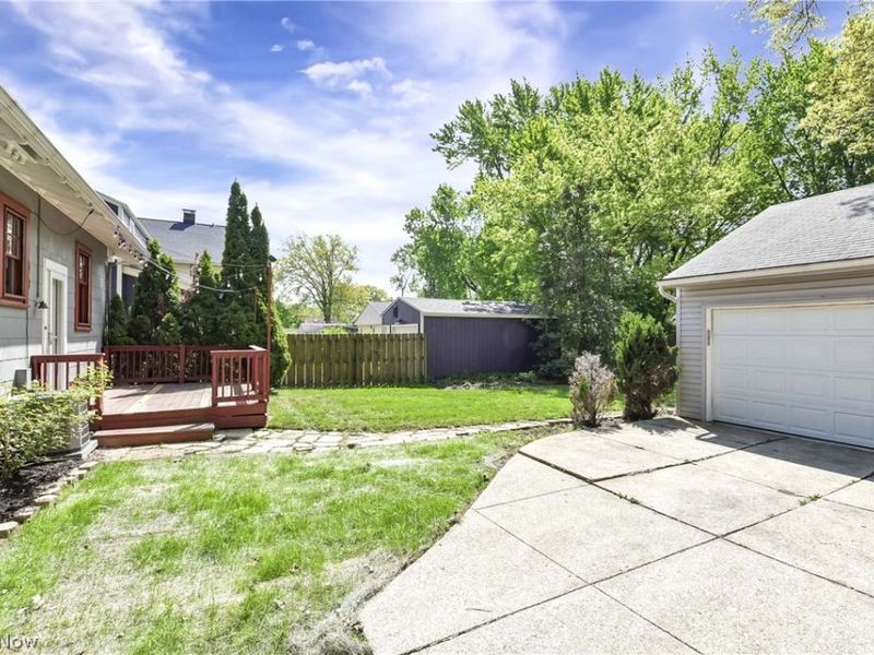 16713 Bradgate Avenue, Cleveland, OH 44111 Photo 8