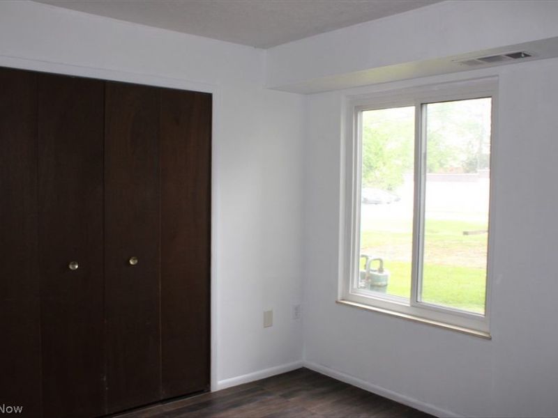 8557 N Akins Road, Unit 103, North Royalton, OH 44133 Photo 10