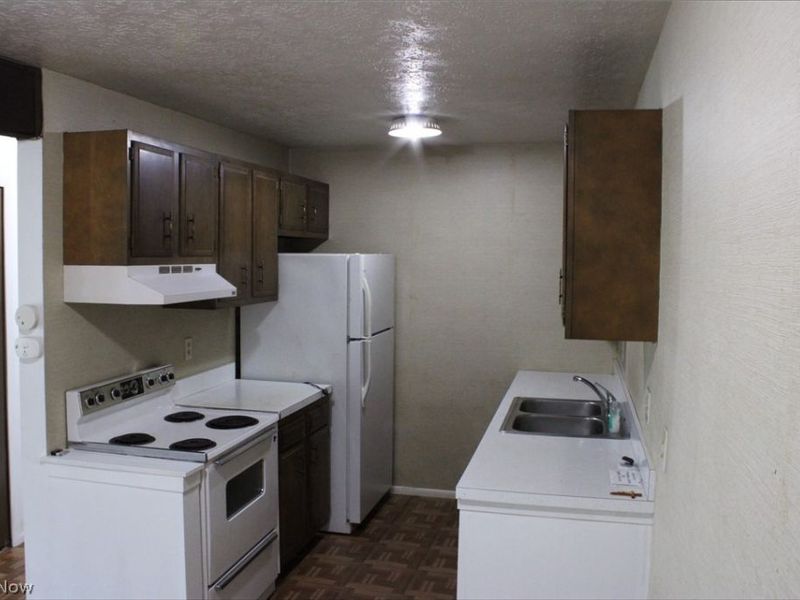 8557 N Akins Road, Unit 103, North Royalton, OH 44133 Photo 7