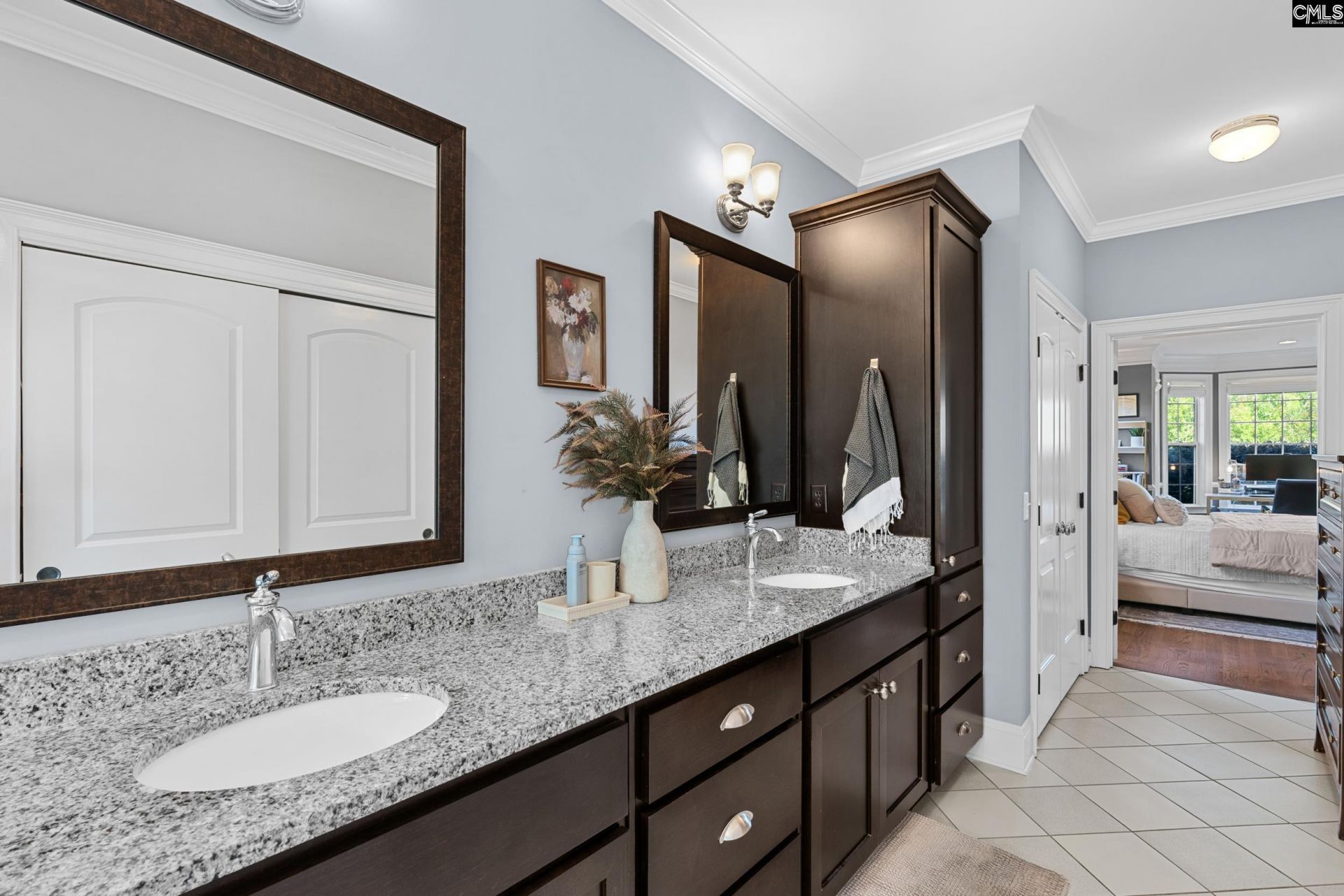 56 Weatherby Court Photo 32