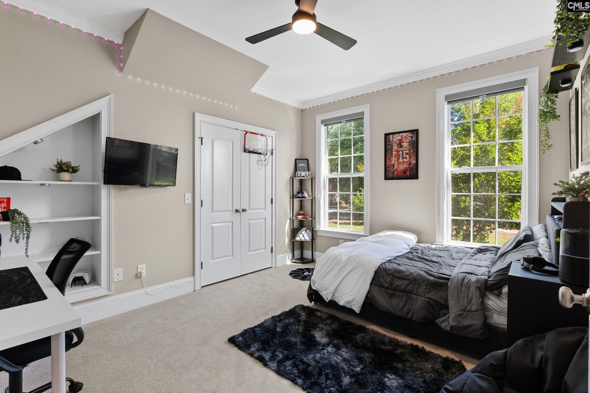 56 Weatherby Court Photo 35