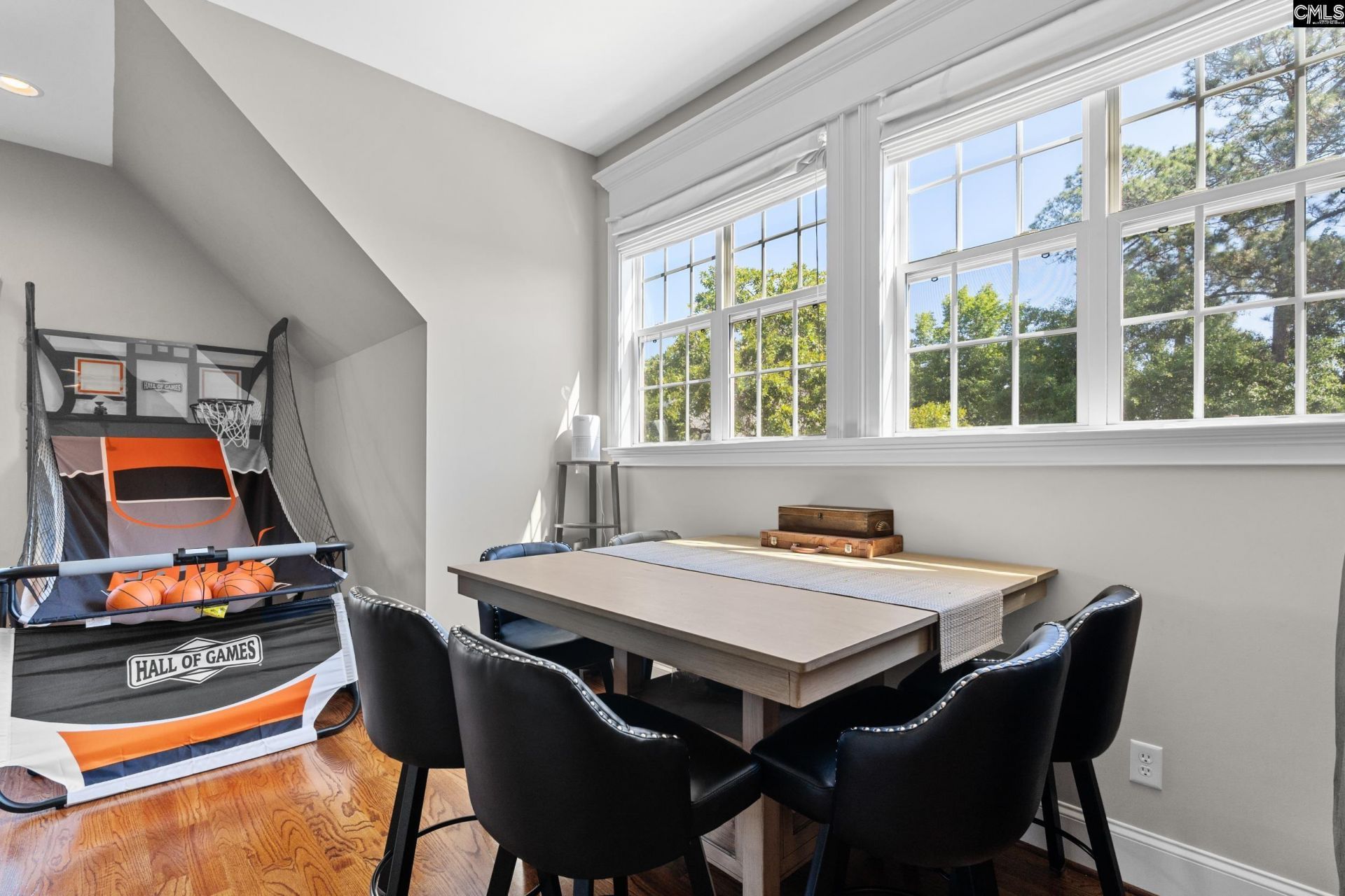 56 Weatherby Court Photo 43