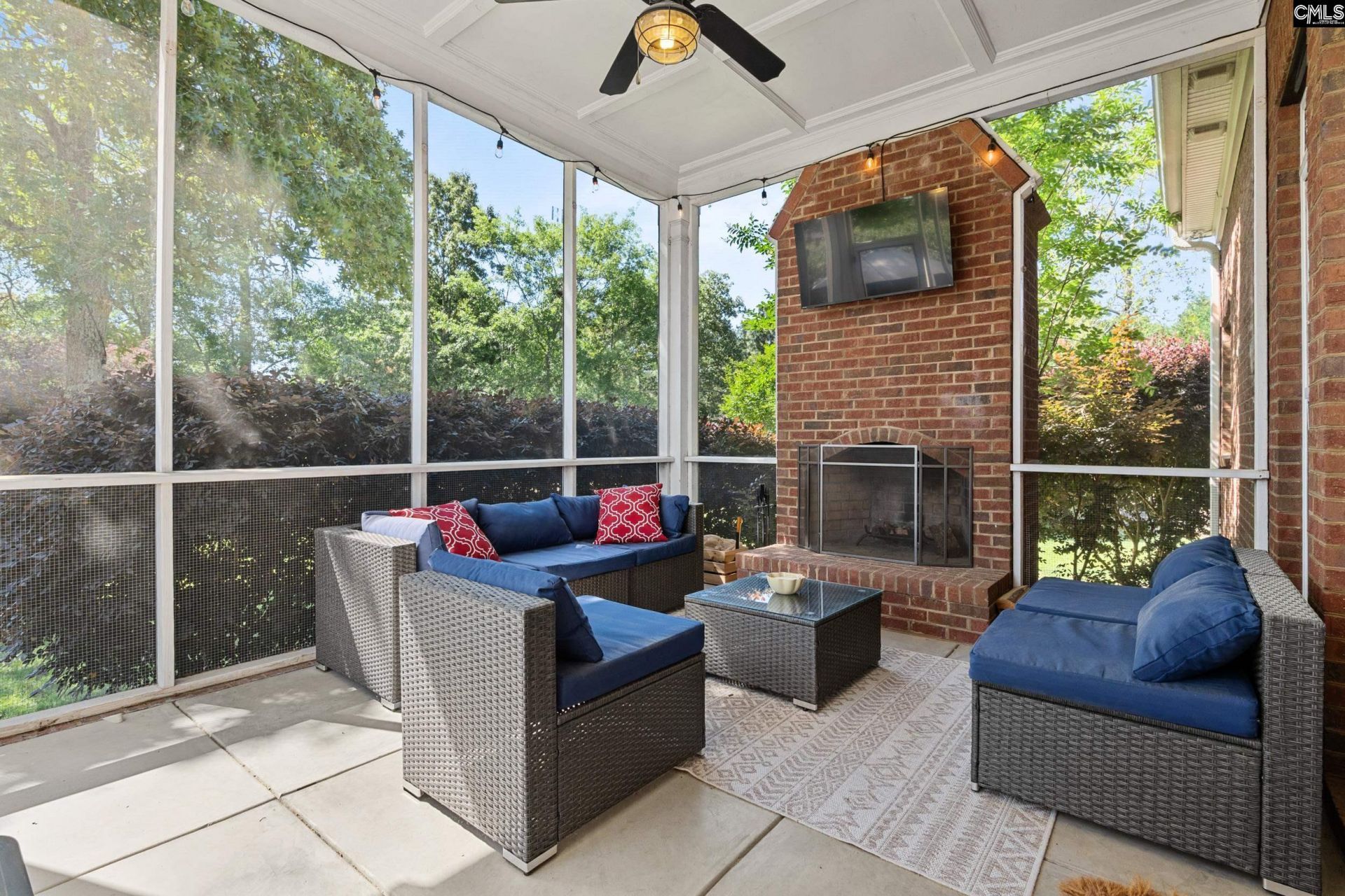 56 Weatherby Court Photo 9