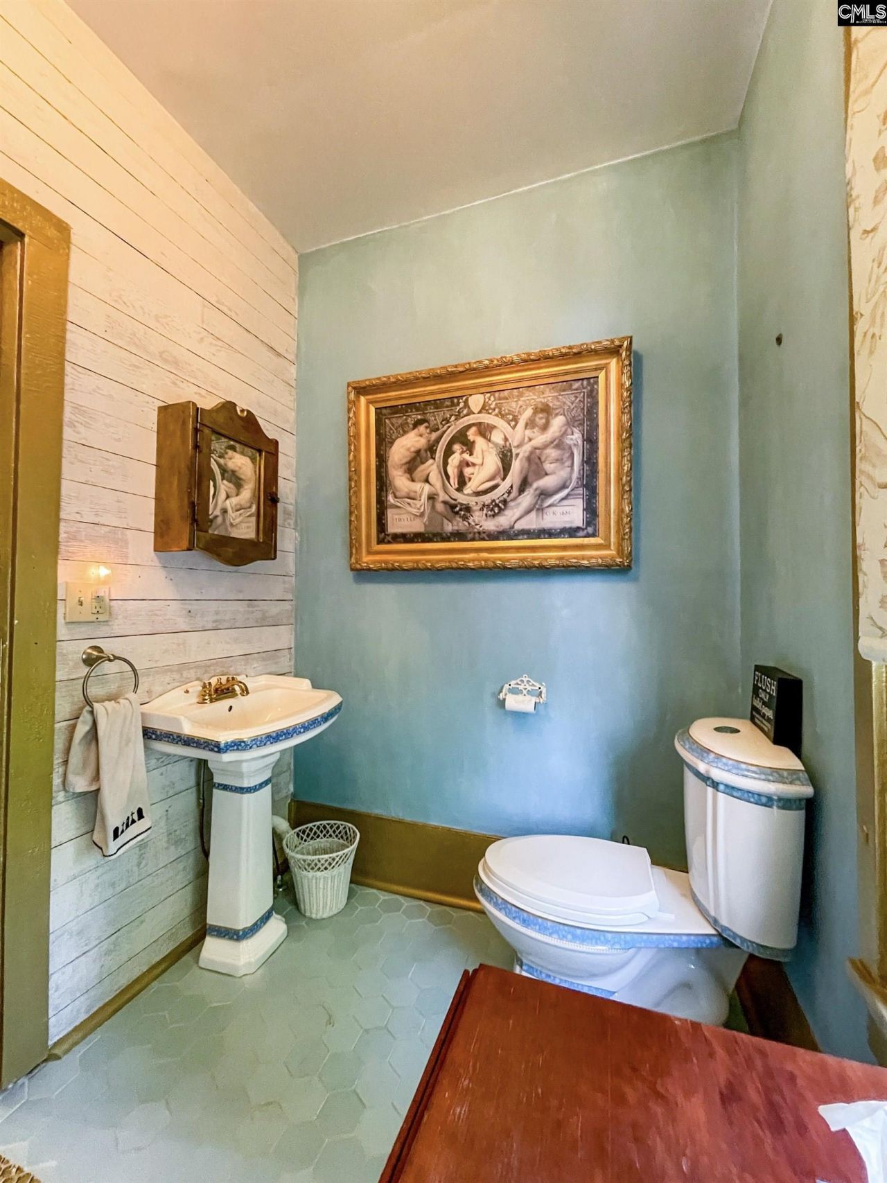 808 Boundary Street  Photo 32