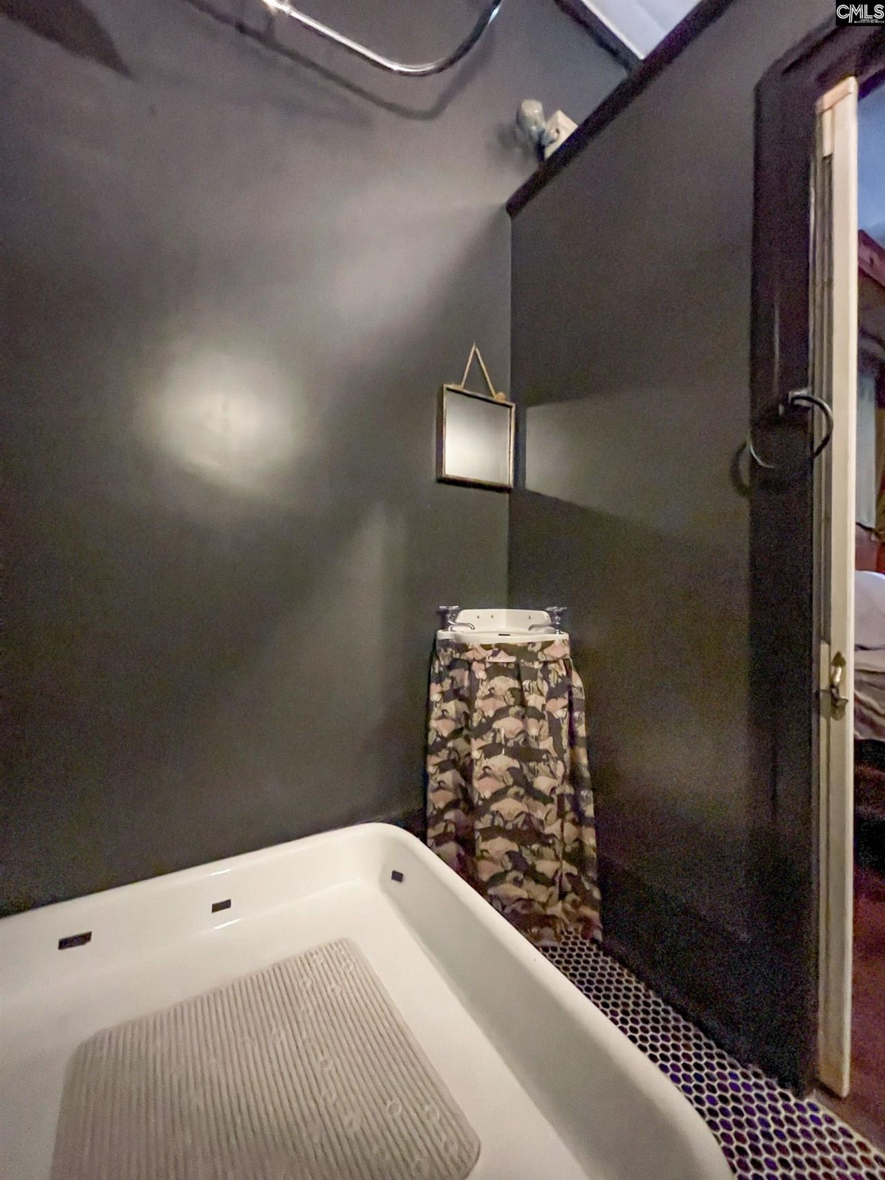 808 Boundary Street  Photo 34