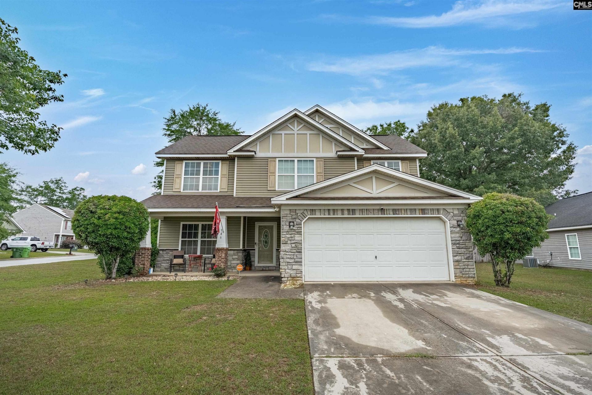946 Farnsworth Drive  Photo 12