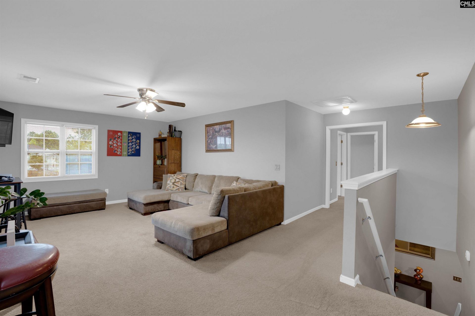 946 Farnsworth Drive  Photo 25