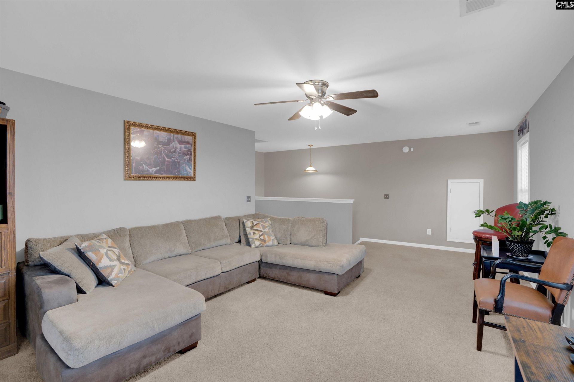 946 Farnsworth Drive  Photo 31