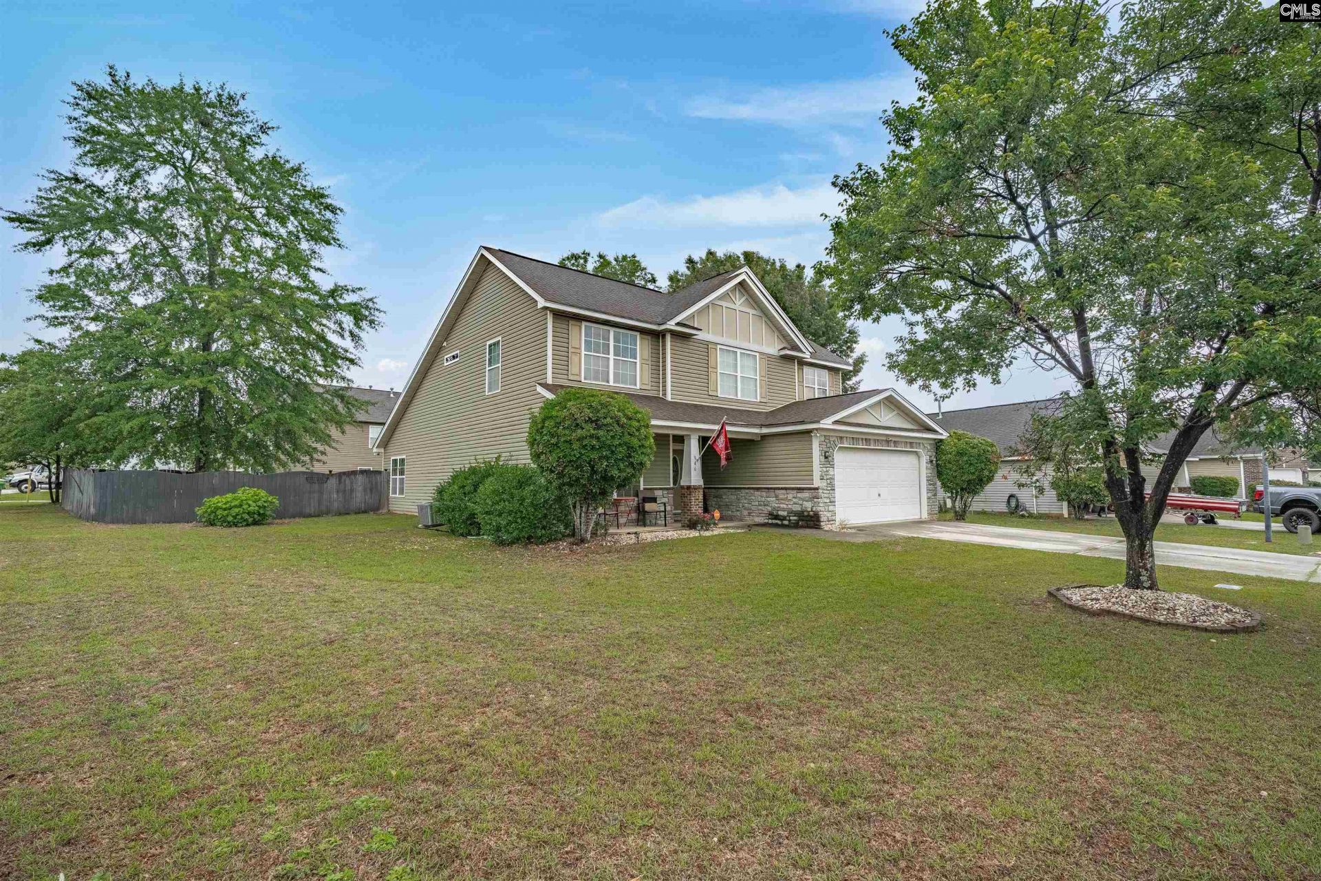 946 Farnsworth Drive  Photo 4