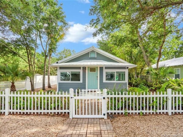 542 SW Halpatiokee Street, Stuart, FL 34994