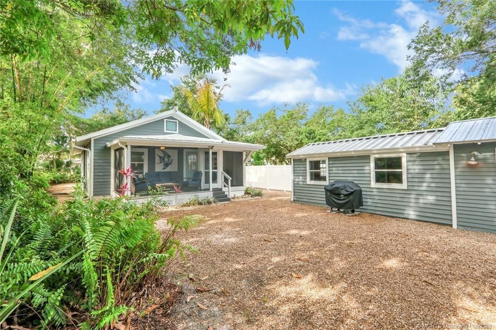 542 SW Halpatiokee Street, Stuart, FL 34994 Photo