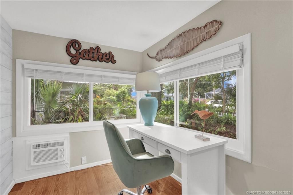 542 SW Halpatiokee Street, Stuart, FL 34994 Photo