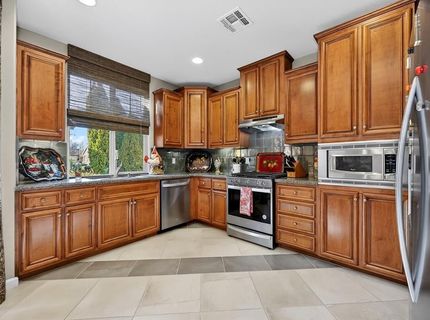 1040 Cabris Ln, Roseville, CA 95747 Photo