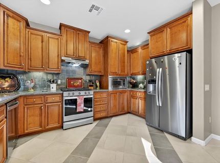 1040 Cabris Ln, Roseville, CA 95747 Photo