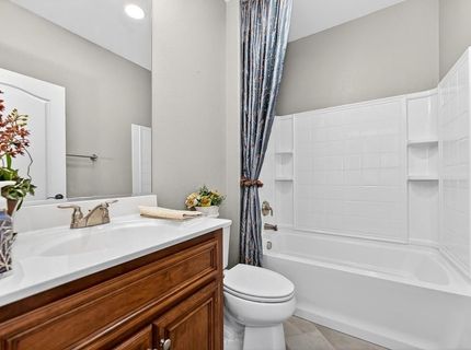 1040 Cabris Ln, Roseville, CA 95747 Photo