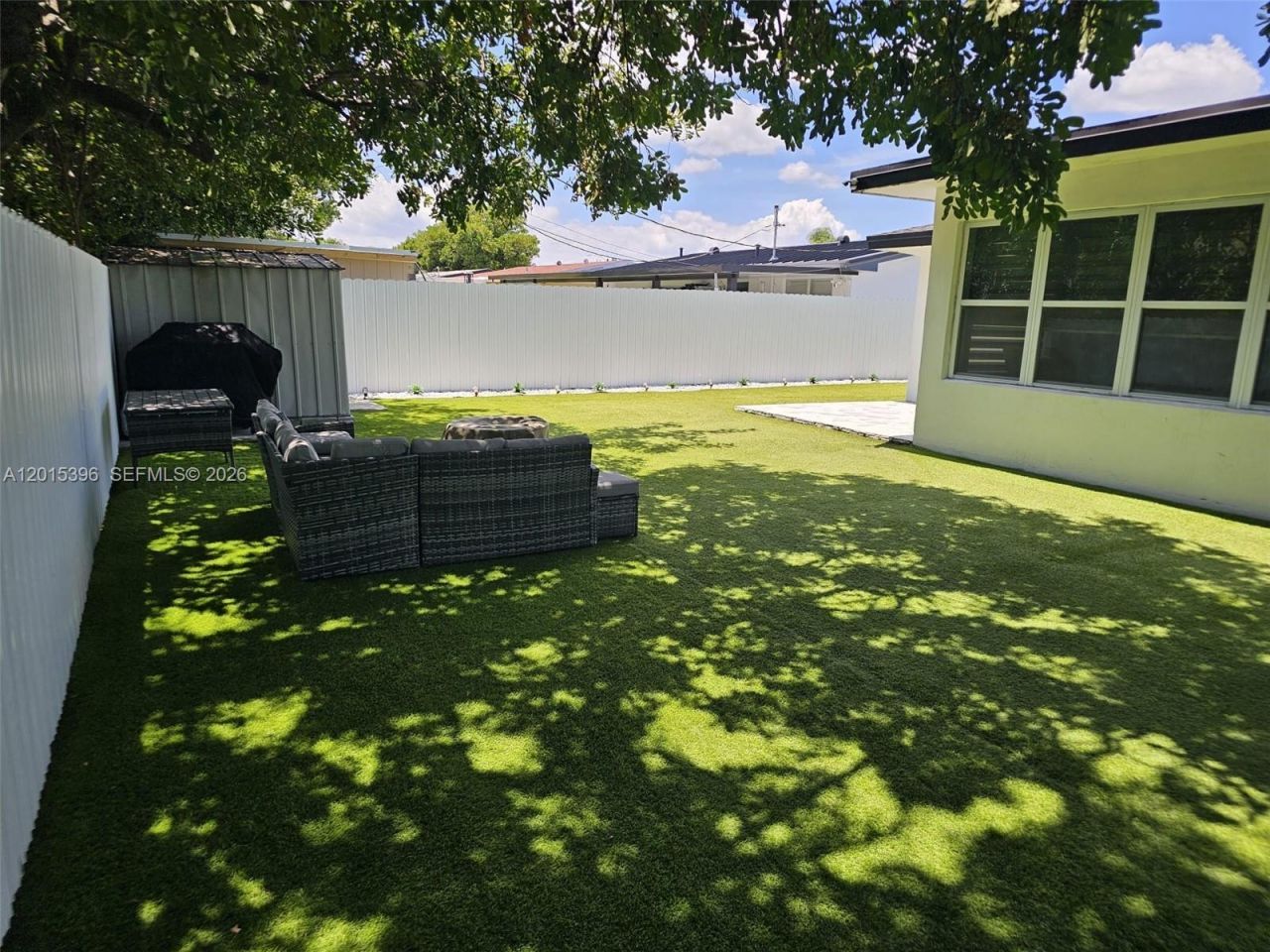 7860 NW 10th St, Pembroke Pines, FL 33024 Photo