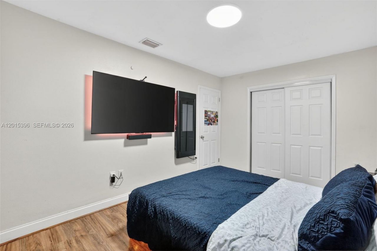 7860 NW 10th St, Pembroke Pines, FL 33024 Photo
