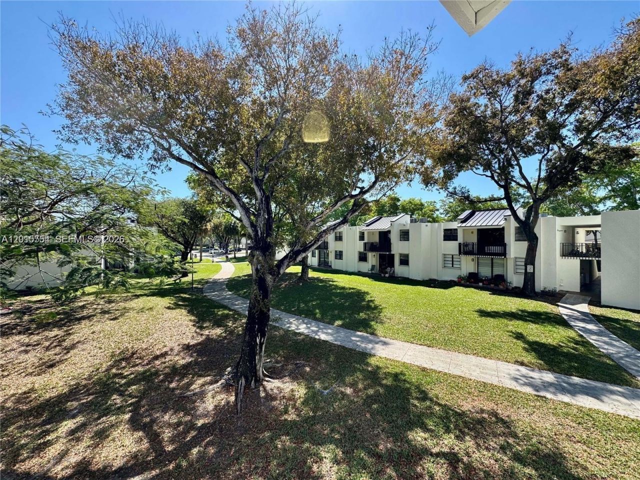 3610 SW 114th Ave, Unit 4-202, Miami, FL 33165 Photo