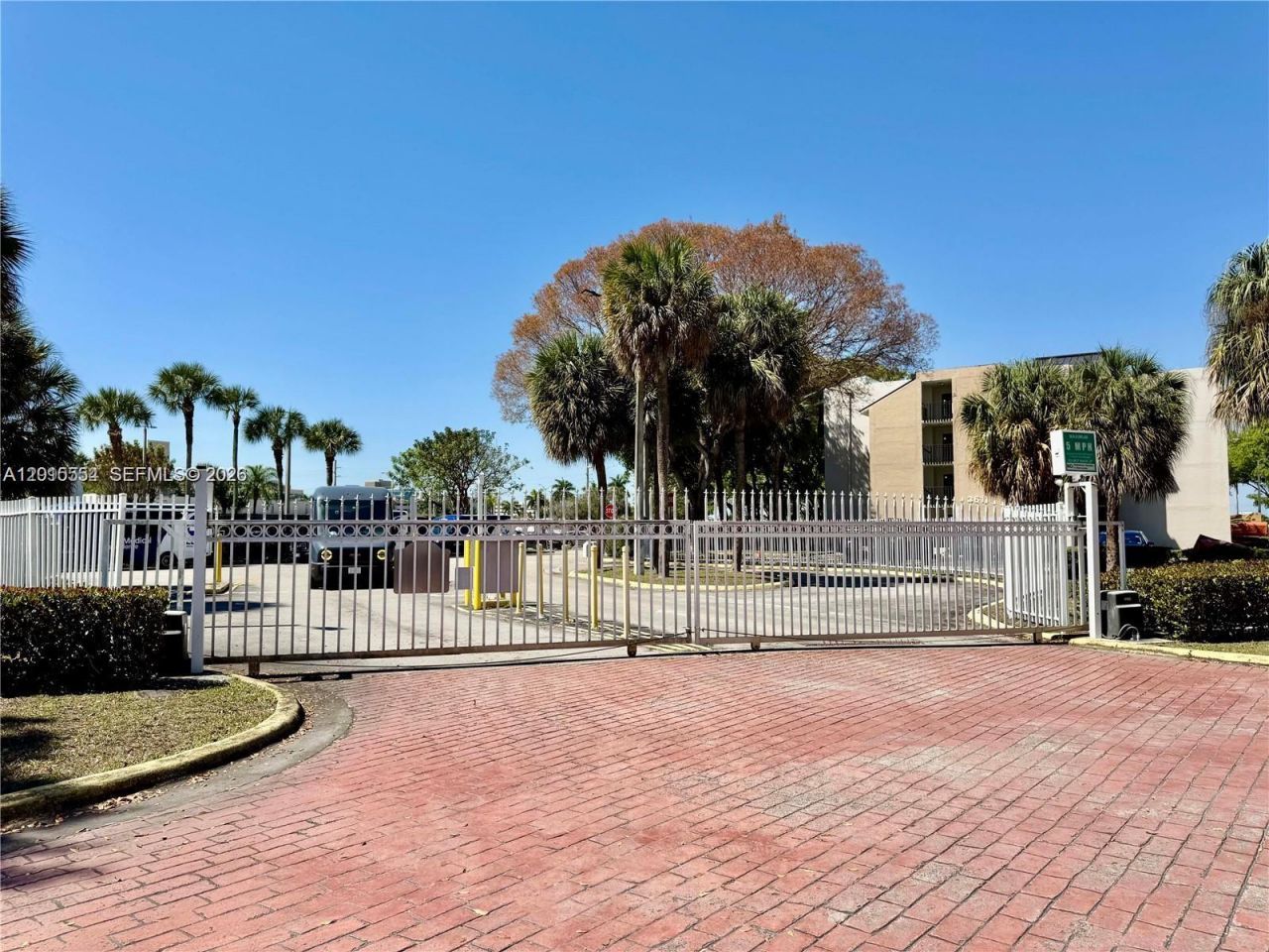 3610 SW 114th Ave, Unit 4-202, Miami, FL 33165 Photo