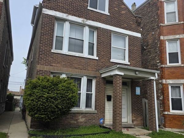 4140 S Albany Avenue , Chicago, IL 60632