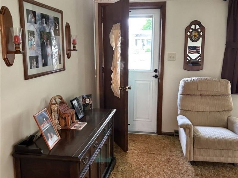 25 Grant Circle Circle, Toronto, OH 43964 Photo 3
