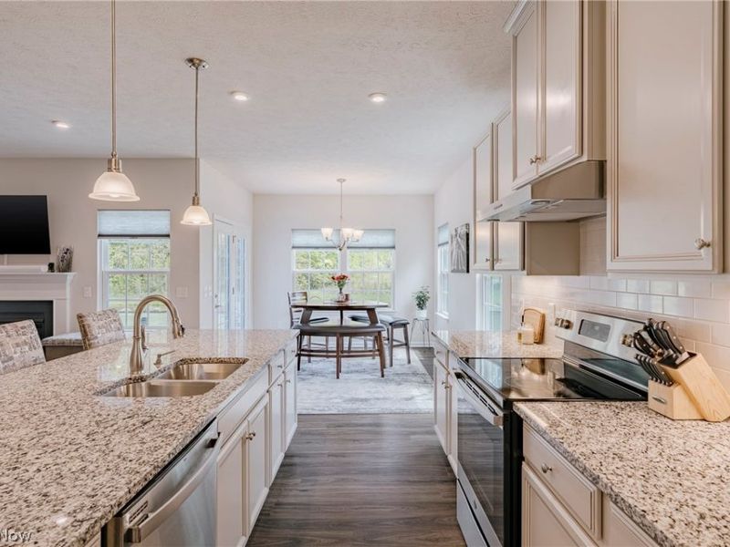 9049 Winfield Lane , North Ridgeville, OH 44039 Photo 13