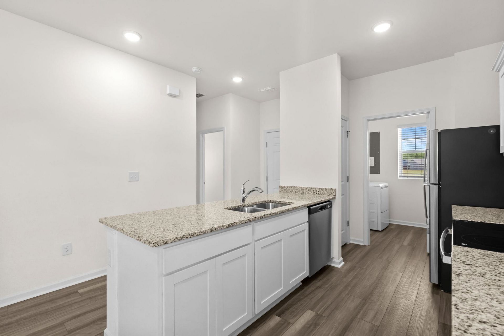 450 Castillo Dr.  Photo 13
