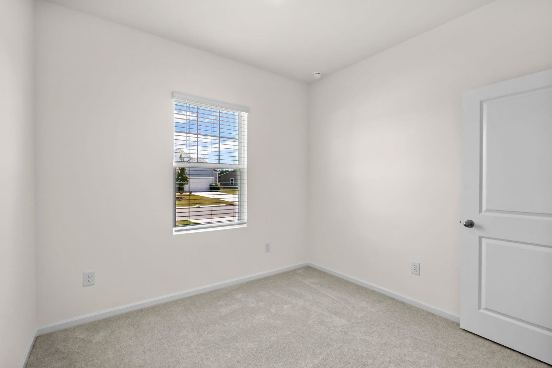 450 Castillo Dr.  Photo 26