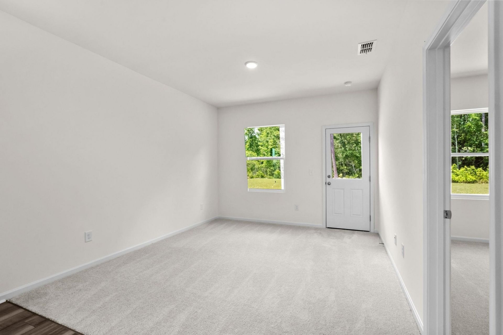 450 Castillo Dr.  Photo 7
