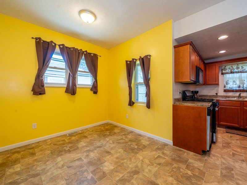 330 Young Street, Piqua, OH 45356 Photo 9