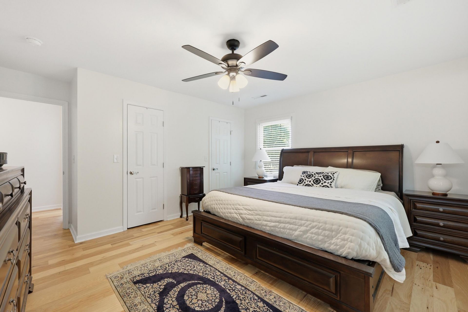 106 Annandale Court Photo 16