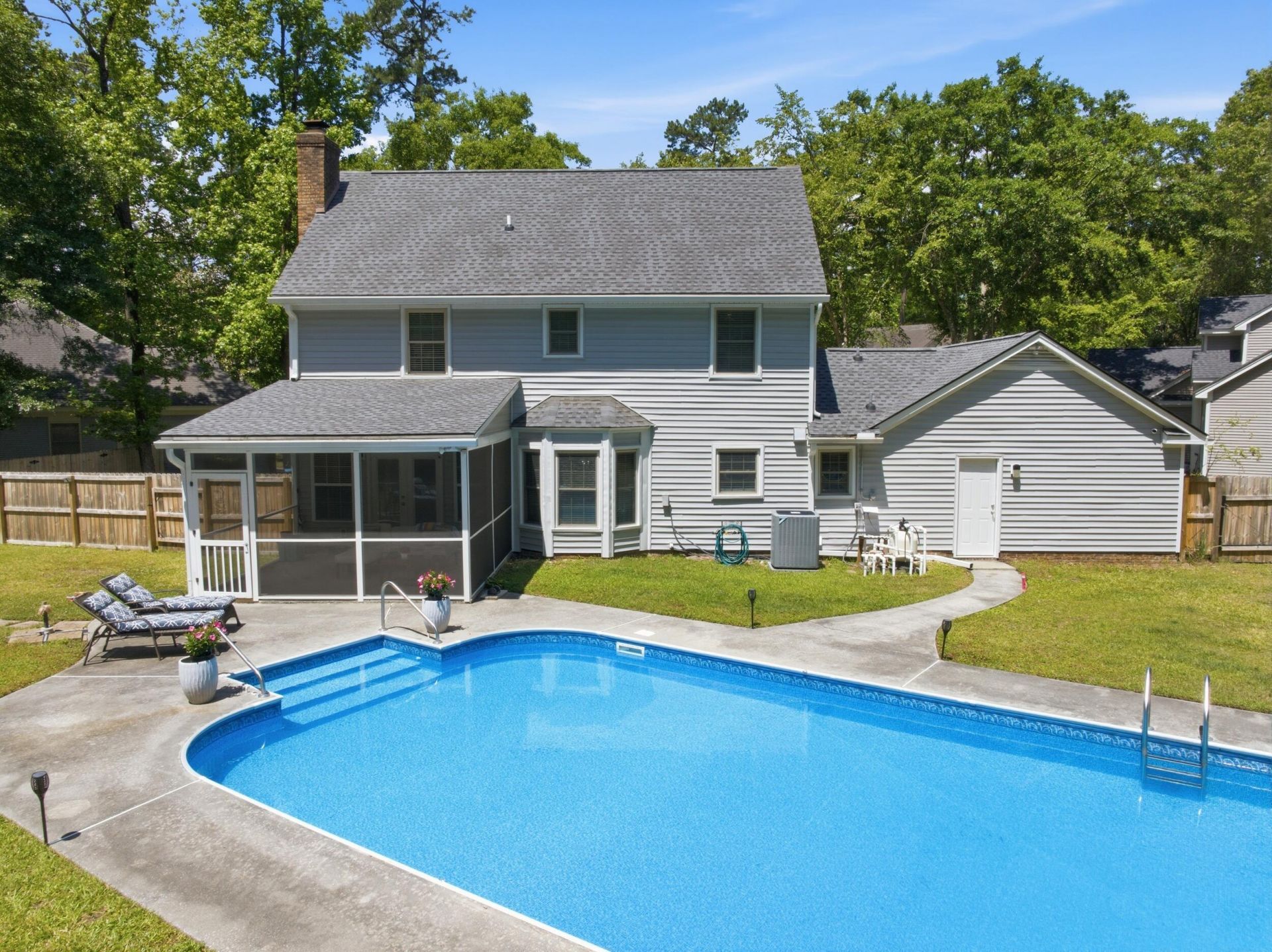 106 Annandale Court Photo 27