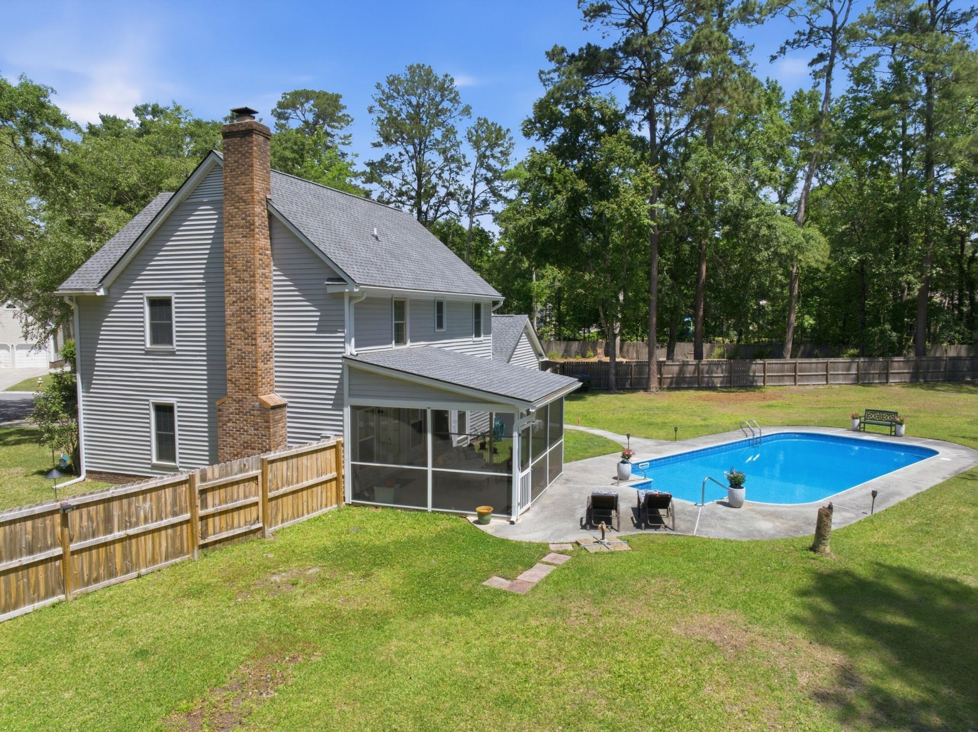 106 Annandale Court Photo 28