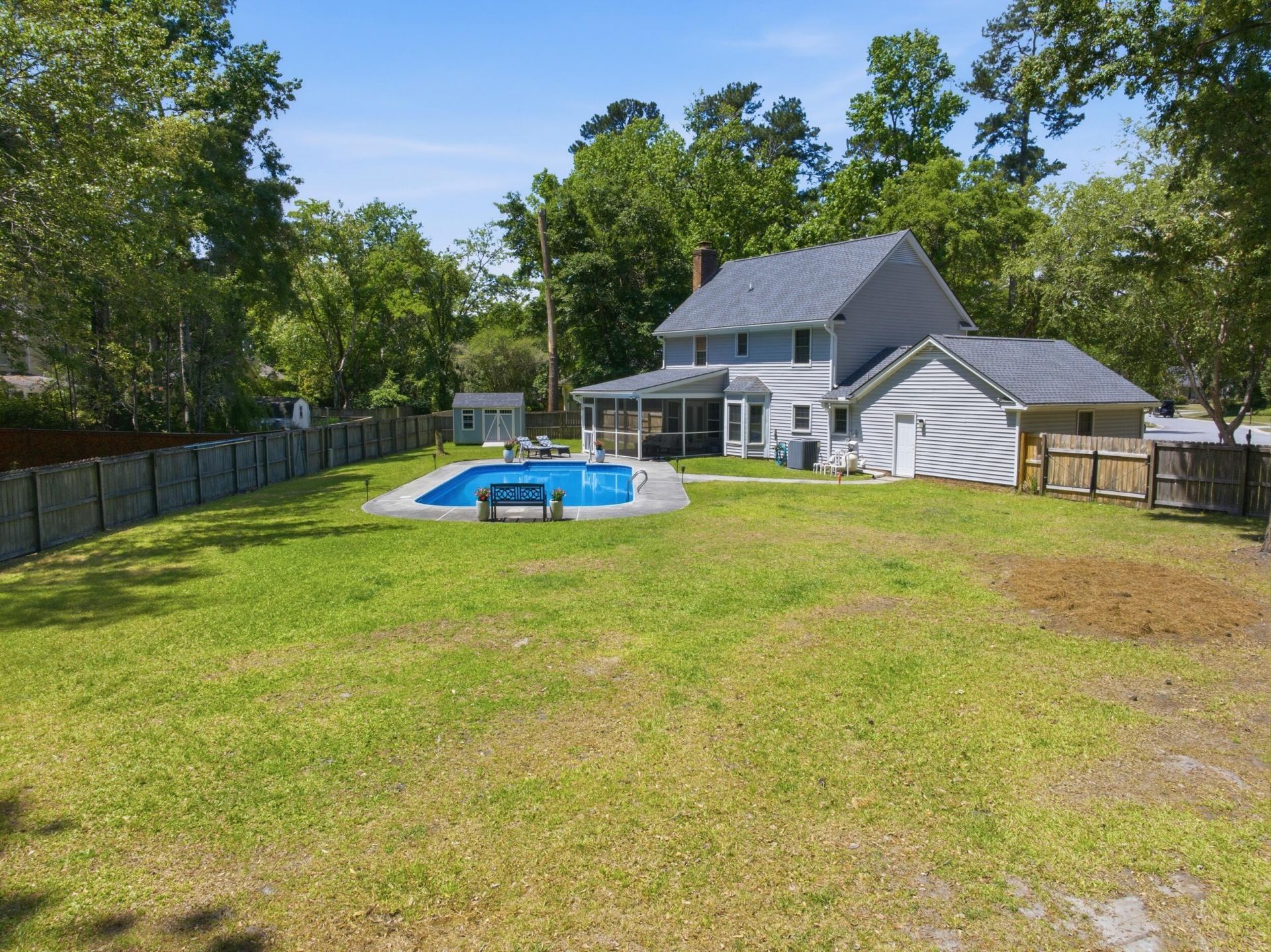 106 Annandale Court Photo 31